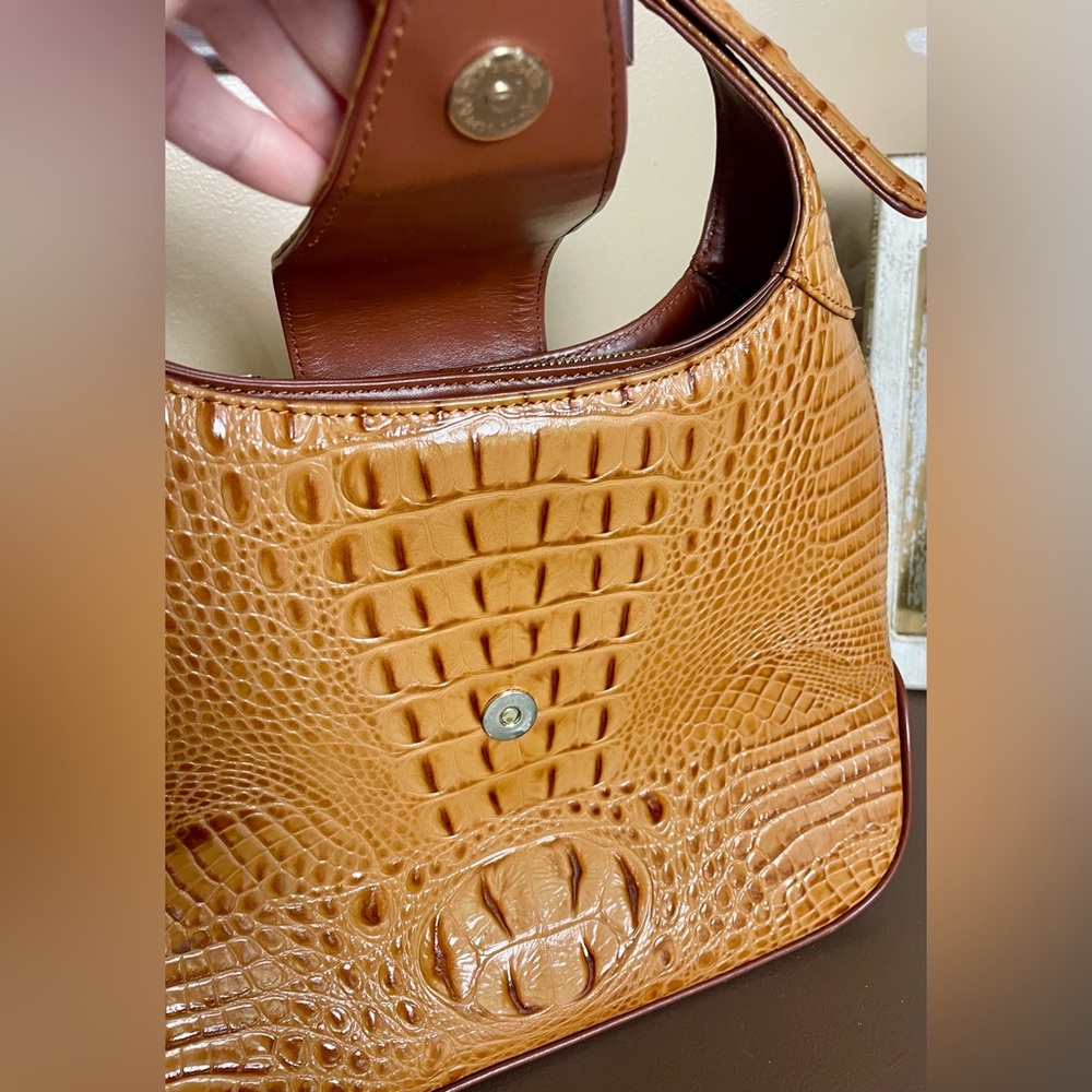 🚨SALE! Concealed Carrie Crocodile Print Leather Purse (NO CALLOUTS) - Picture 3 of 16
